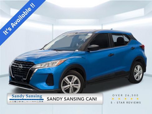 Used 2021 Nissan Kicks S FWD image 1
