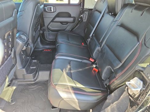 Used 2020 Jeep Wrangler Unlimited Rubicon w/ Steel Bumper Group image 14