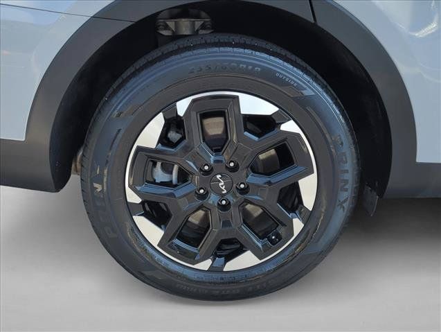 Used 2024 Kia Sorento S w/ Panoramic Sunroof Package FWD image 7