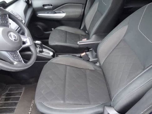 Used 2020 Nissan Kicks SV w/ Exterior Package image 6