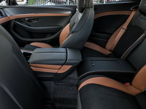 New 2026 Bentley Continental GT AWD/4WD image 31