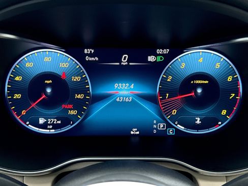 Used 2023 Mercedes-Benz GLC 300 4MATIC Coupe image 13