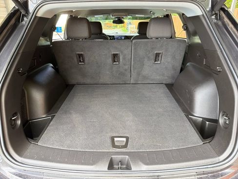 Used 2022 Chevrolet Blazer LT FWD image 33