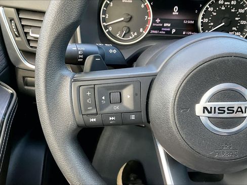 Used 2021 Nissan Rogue S FWD image 23