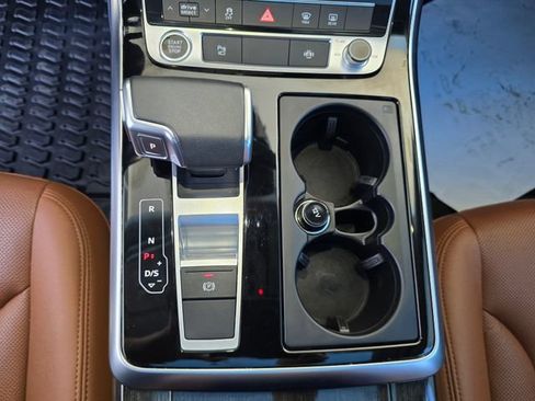 Used 2023 Audi Q7 3.0T Premium Plus w/ Premium Plus Package AWD/4WD image 16