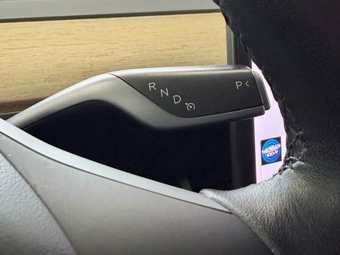 Used 2020 Tesla Model Y Long Range image 27