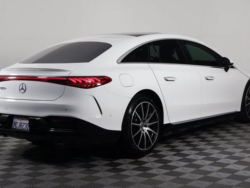Used 2022 Mercedes-Benz EQS 450+ Sedan image 4