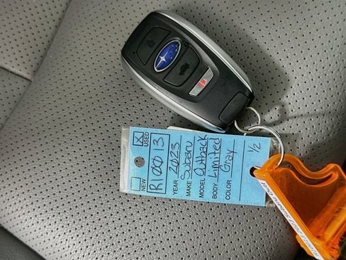 Used 2023 Subaru Outback Limited AWD/4WD image 37