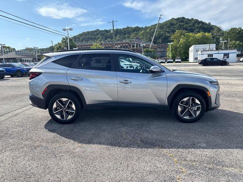 Used 2026 Hyundai Tucson SEL Plus AWD/4WD image 6