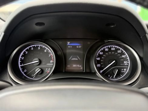 Used 2021 Toyota Camry SE FWD image 15
