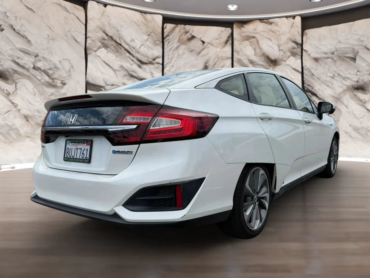 Used 2020 Honda Clarity Plug-In Hybrid image 6