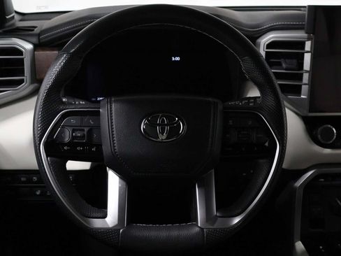 Used 2024 Toyota Sequoia Capstone AWD/4WD image 20