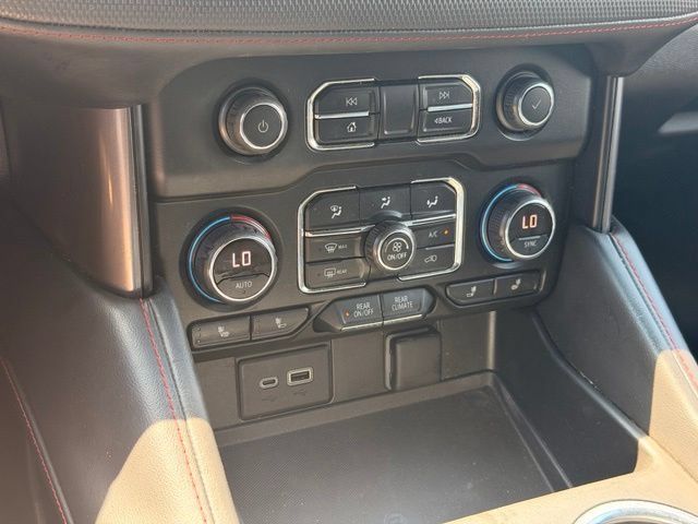 Used 2021 Chevrolet Tahoe RST RWD image 34