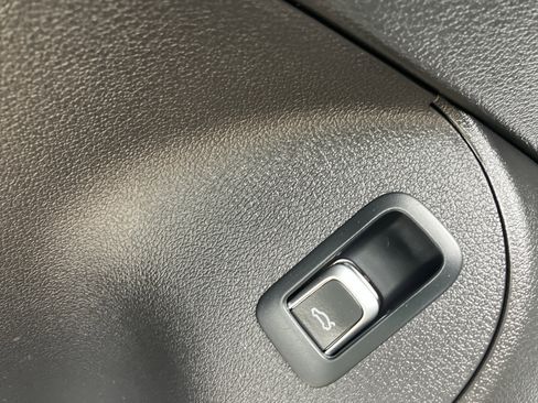 Used 2017 Audi Q5 3.0T Premium Plus w/ Technology Package AWD/4WD image 24