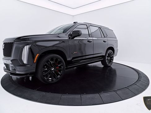 Used 2026 Cadillac Escalade V AWD/4WD image 10