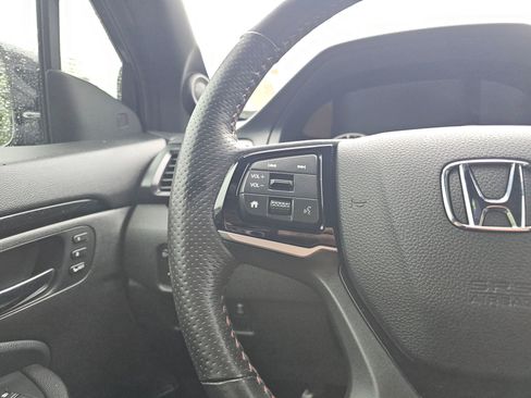 Used 2025 Honda Ridgeline Black Edition image 36
