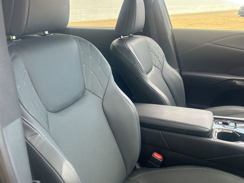 Used 2025 Lexus RX 350 FWD w/ Technology Package image 18