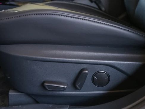 New 2025 Ford Mustang Mach-E Premium image 21