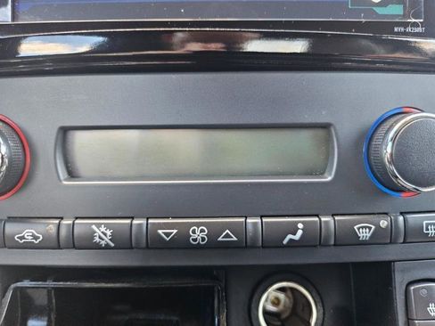 Used 2006 Chevrolet Corvette Coupe w/ Preferred Equipment Group image 57