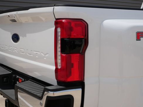 New 2026 Ford F350 Lariat w/ Lariat Ultimate Package AWD/4WD image 10