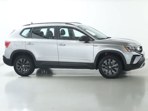 Used 2023 Volkswagen Taos S FWD image 11
