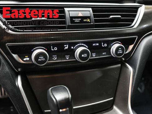 Used 2022 Honda Accord Sport image 19