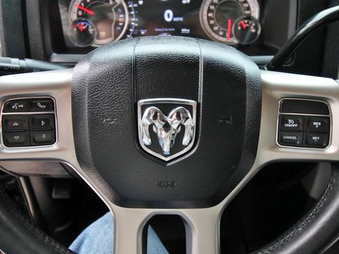 Used 2016 RAM 2500 Laramie image 27