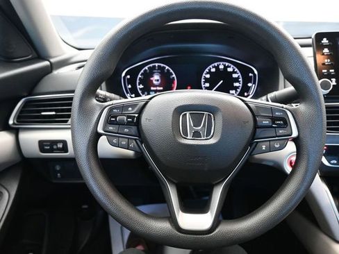 Used 2018 Honda Accord EX image 20
