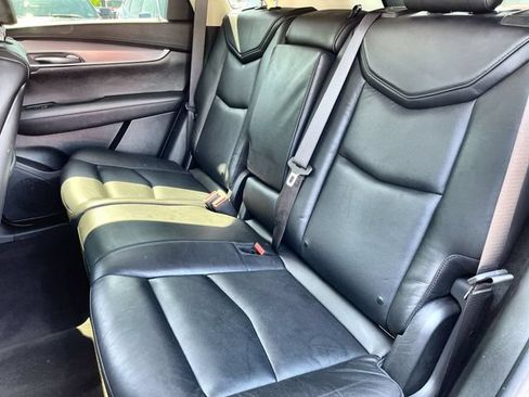 Used 2017 Cadillac XT5 Luxury w/ Driver Awareness Package AWD/4WD image 26