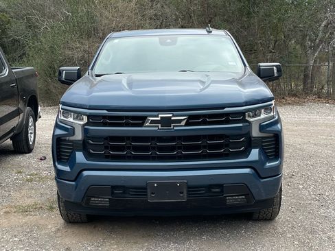 Used 2024 Chevrolet Silverado 1500 RST w/ Convenience Package II image 2