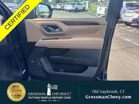 Used 2023 Chevrolet Tahoe Premier AWD/4WD image 31
