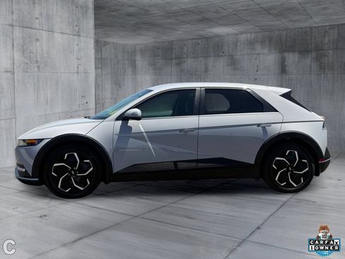 Used 2024 Hyundai Ioniq 5 SEL RWD image 3