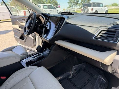 Used 2024 Subaru Ascent Limited AWD/4WD image 38