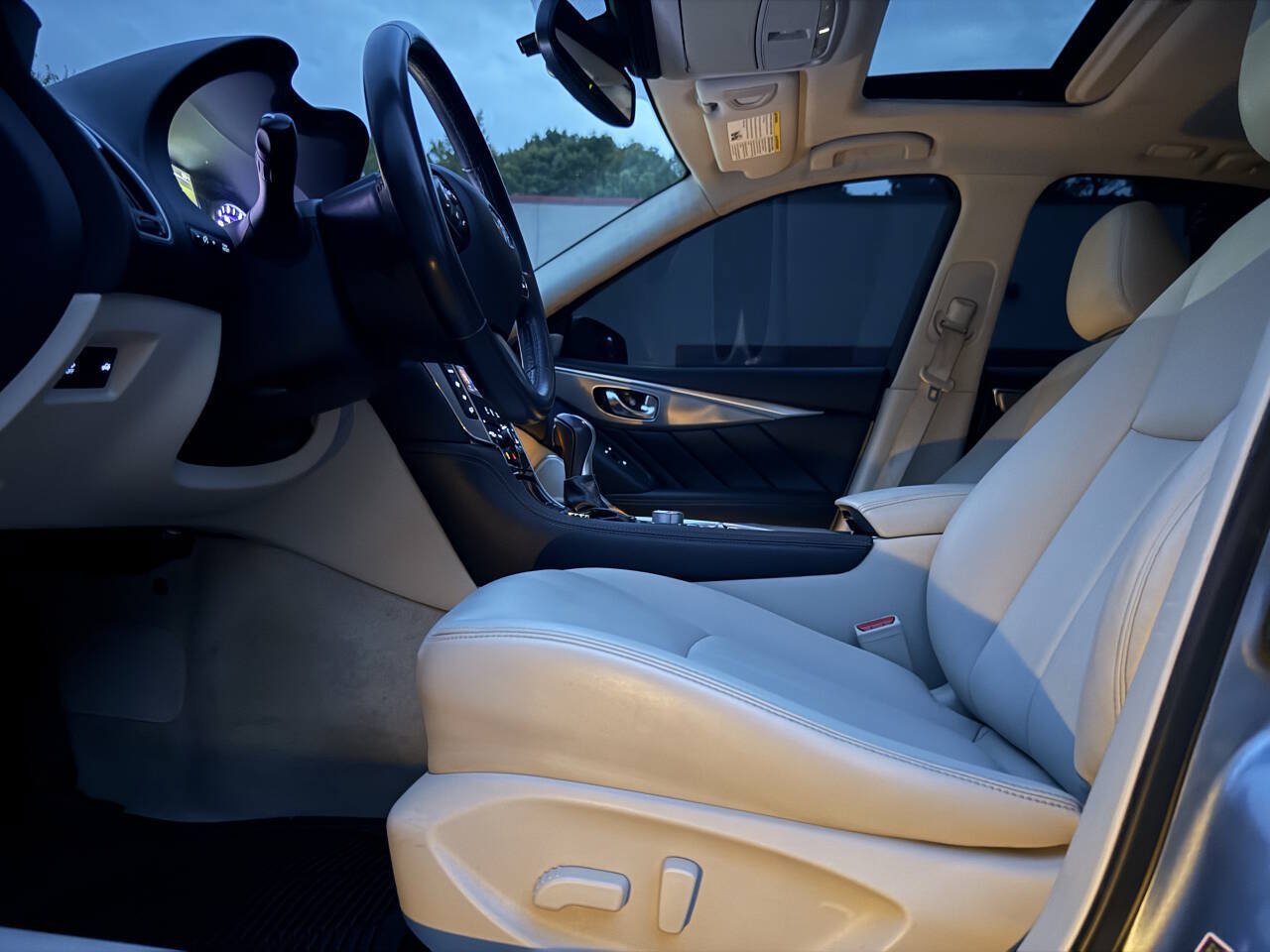 Used 2017 INFINITI Q50 3.0t Premium RWD image 33