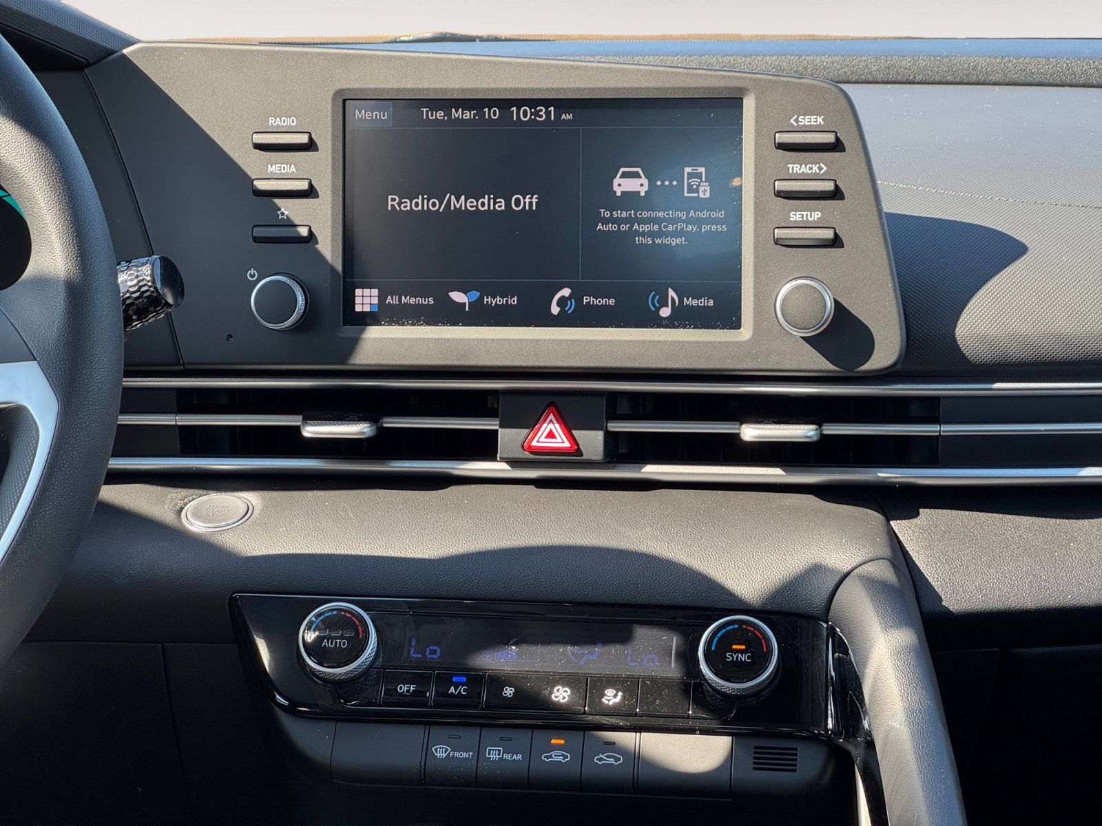 New 2026 Hyundai Elantra Hybrid FWD image 11