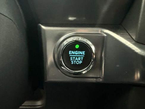 Used 2021 Ford F150 Lariat image 45