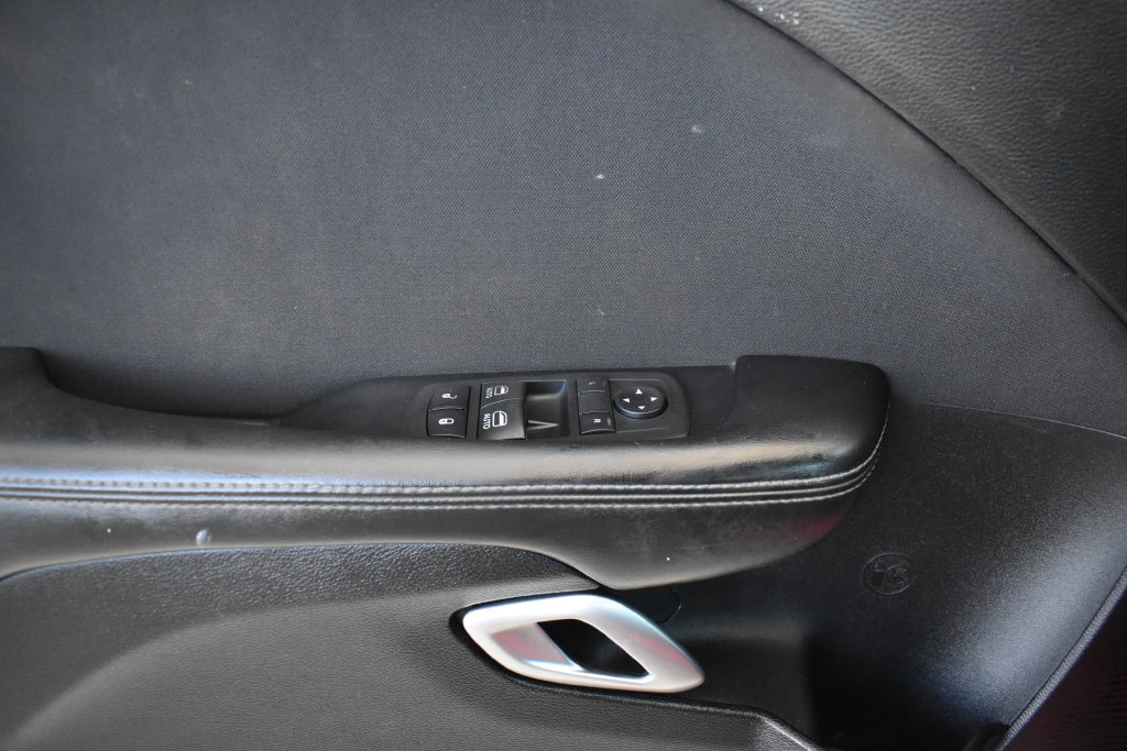 Used 2019 Dodge Challenger R/T RWD image 18