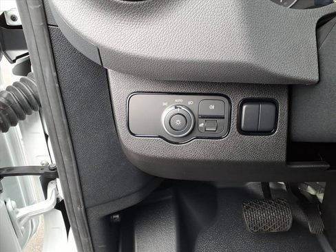 New 2026 Mercedes-Benz Sprinter 2500 image 17