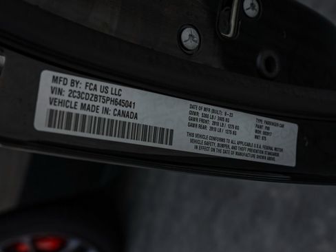 Used 2023 Dodge Challenger R/T w/ Plus Package image 31