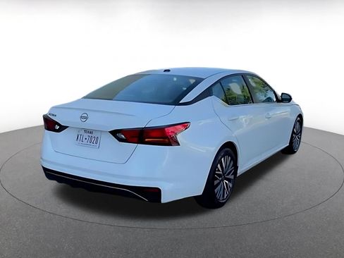 Used 2026 Nissan Altima 2.5 SV FWD image 14