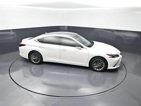 Used 2025 Lexus ES 350 Ultra Luxury w/ Accessory Package (Z1) FWD image 20