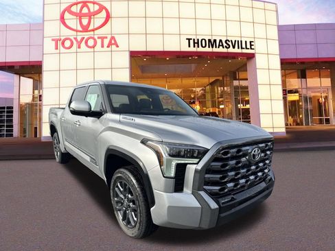 New 2025 Toyota Tundra Platinum image 3
