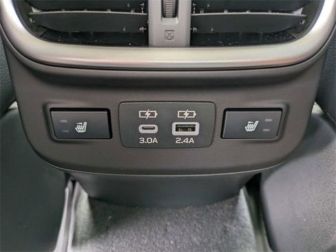 New 2025 Subaru Outback Limited image 15