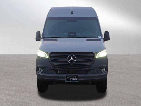 New 2026 Mercedes-Benz Sprinter 2500 image 8