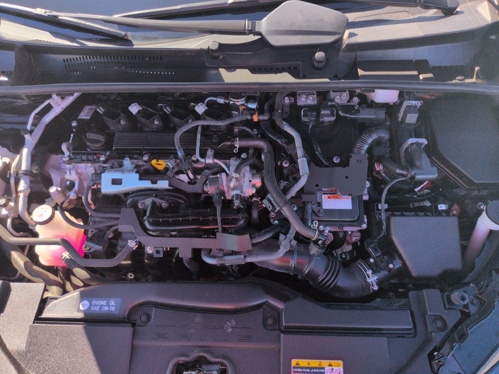 Certified 2024 Toyota Prius LE AWD/4WD image 22