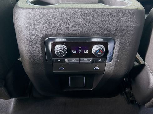 Used 2023 GMC Yukon AT4 w/ AT4 Premium Package image 26