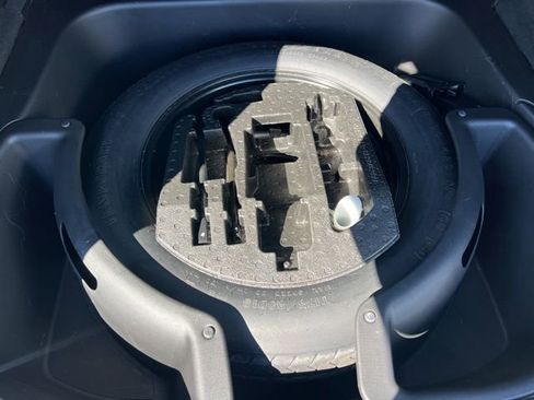 Used 2021 Jeep Grand Cherokee Limited w/ Premium Lighting Group image 30