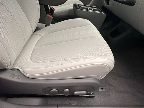 New 2026 Hyundai Ioniq 5 Limited image 20