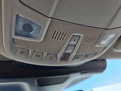 Used 2022 Lincoln Nautilus Reserve w/ Equipment Group 201A image 22