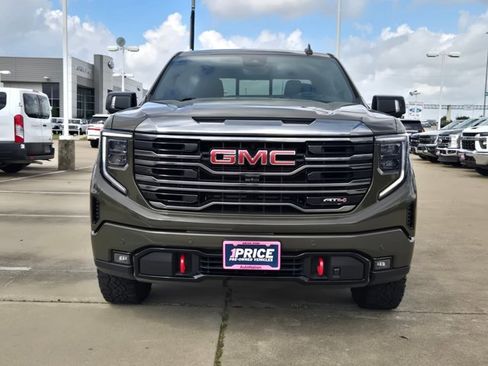 Used 2023 GMC Sierra 1500 AT4 w/ AT4 Premium Package image 2